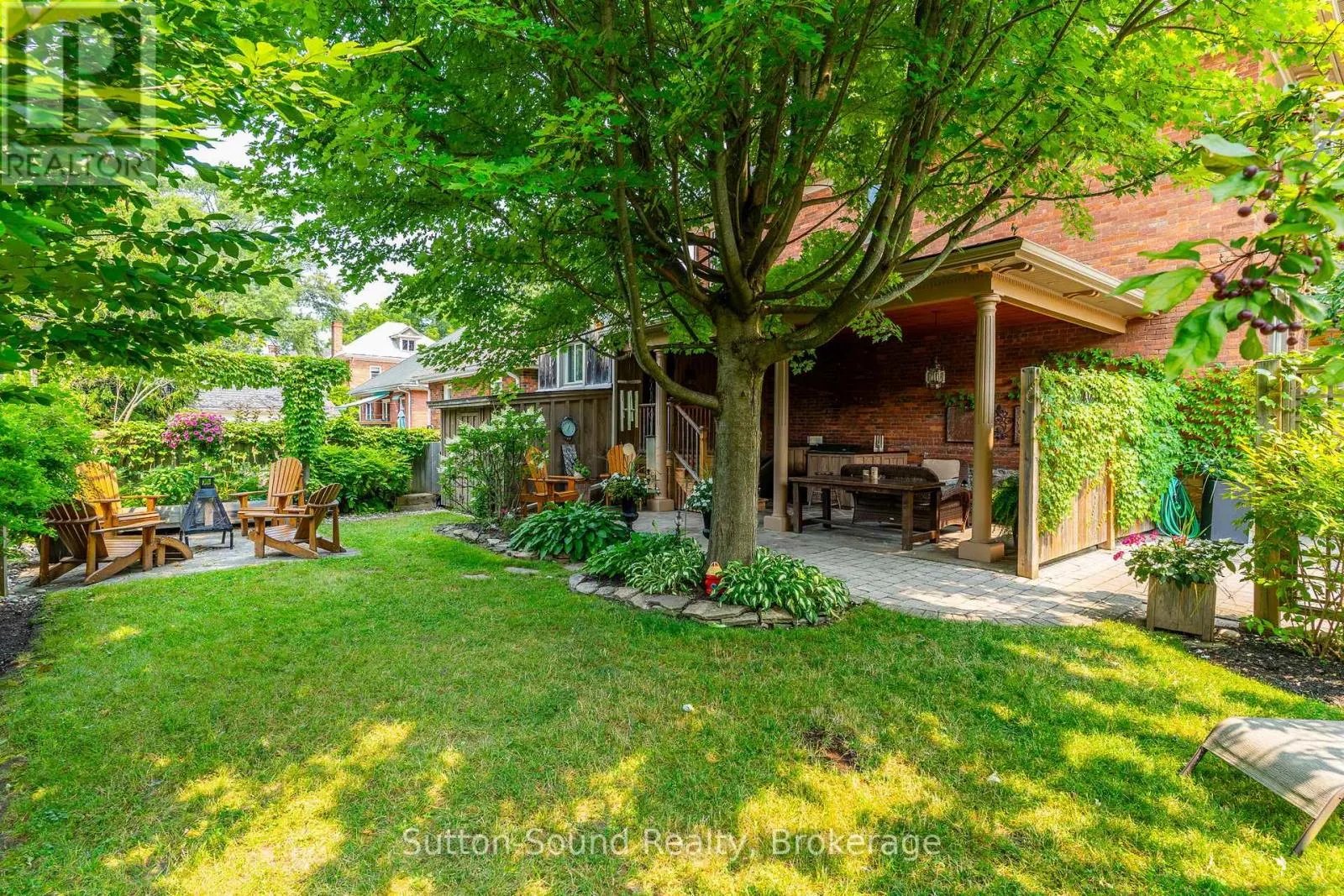 1304 4TH AVENUE W