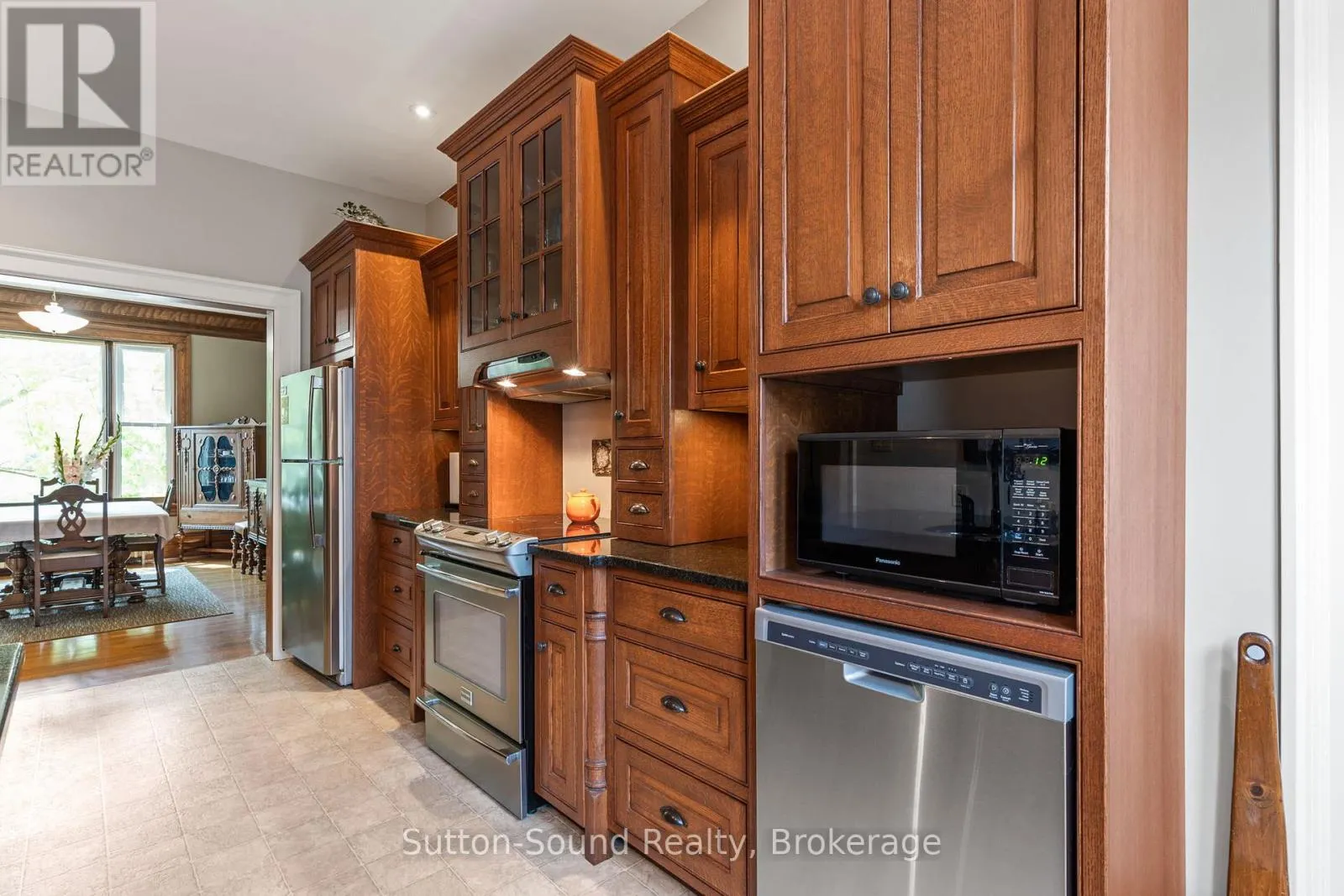 1304 4TH AVENUE W