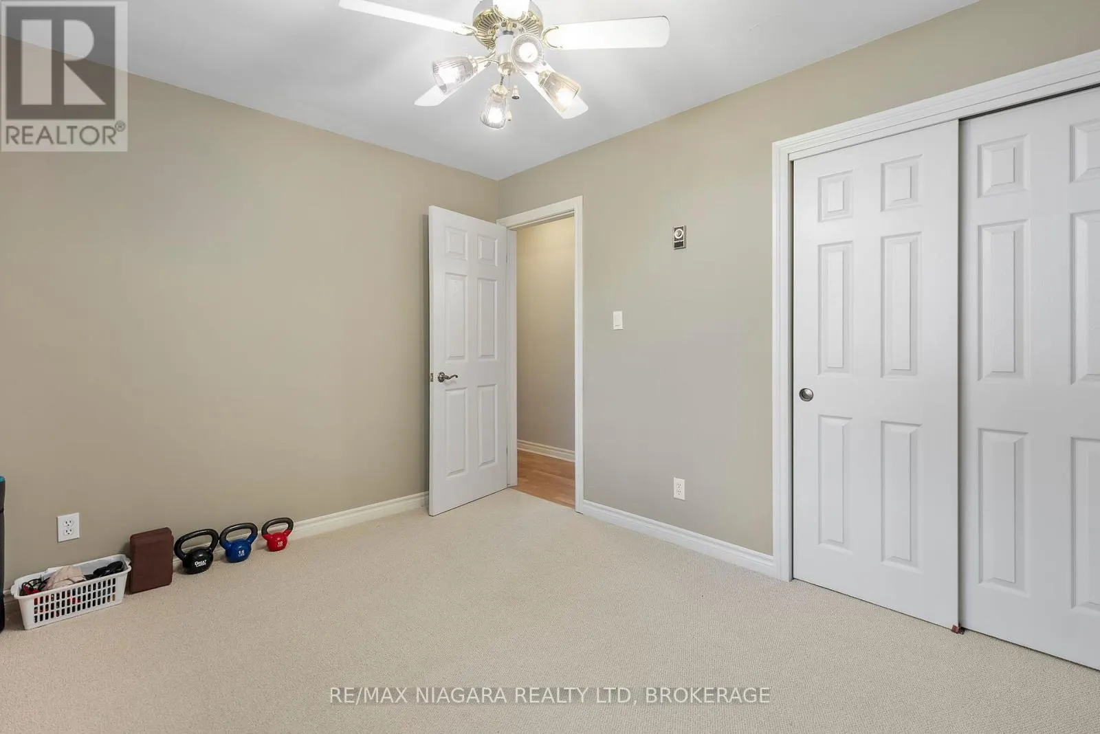 6841 DELLPARK DRIVE