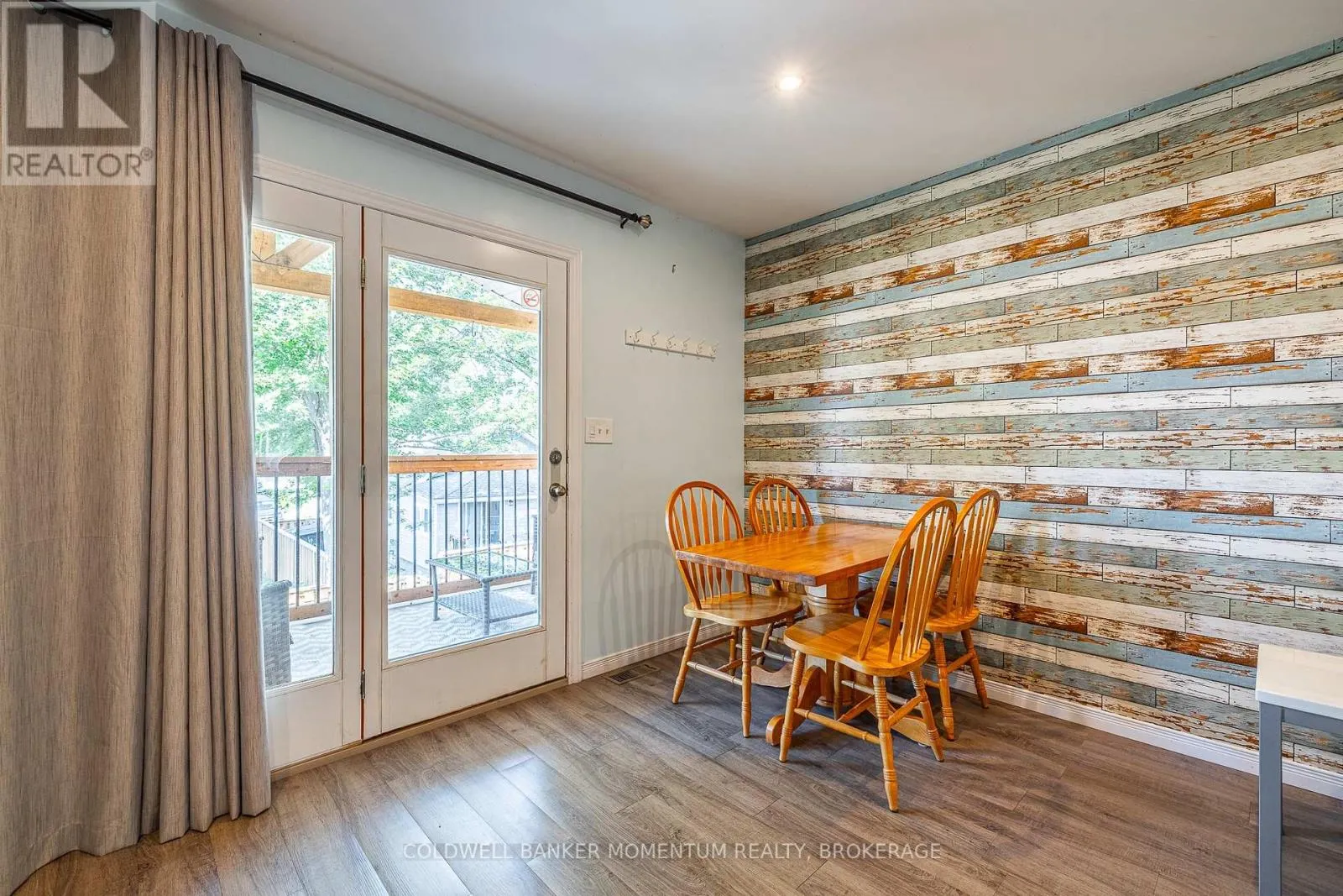 348 CAMBRIDGE ROAD W