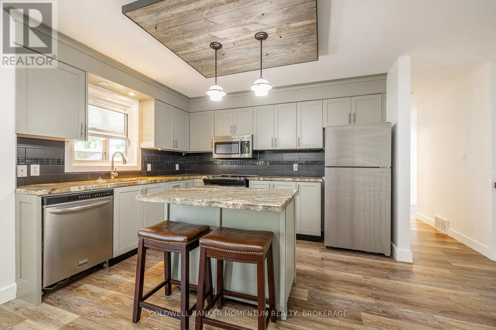 348 CAMBRIDGE ROAD W