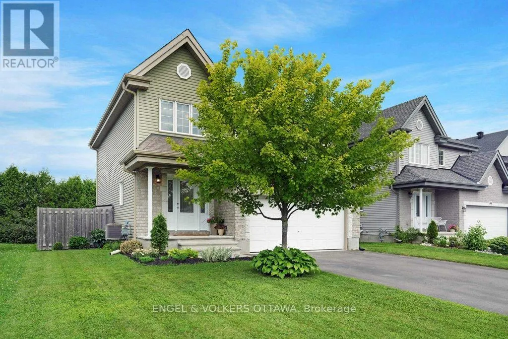 124 ABBEY CRESCENT
