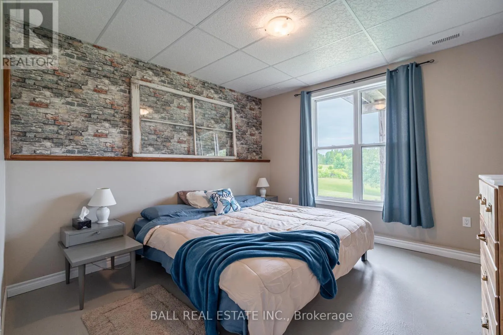 2120 DEER BAY ROAD
