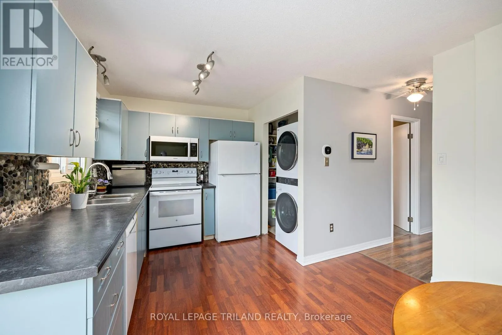 36 - 301 CARLOW ROAD, #36