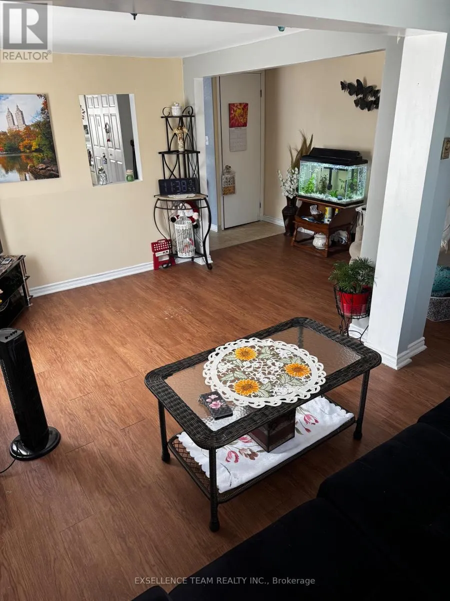 302 SEVENTH STREET W