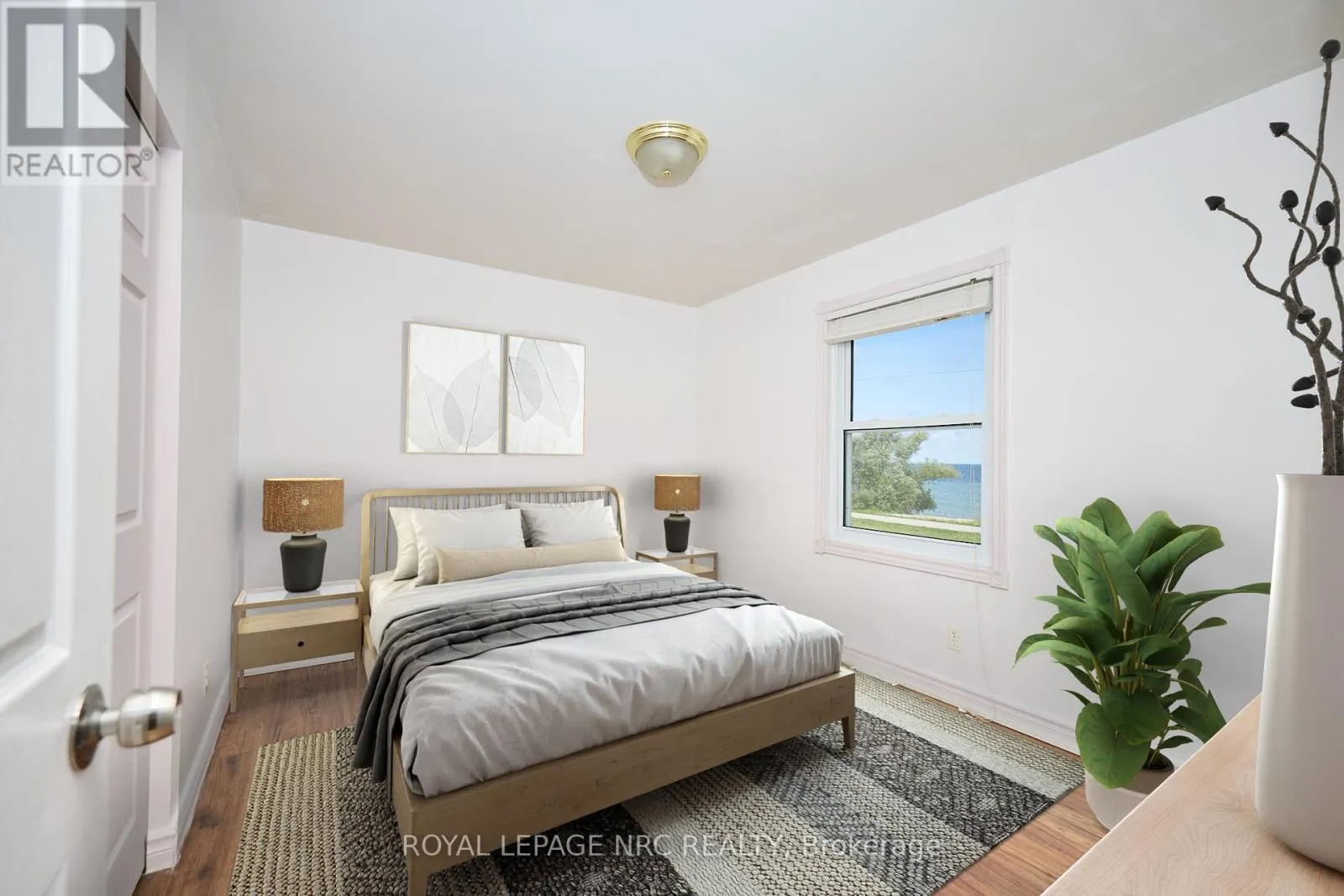 4040 LAKESHORE ROAD
