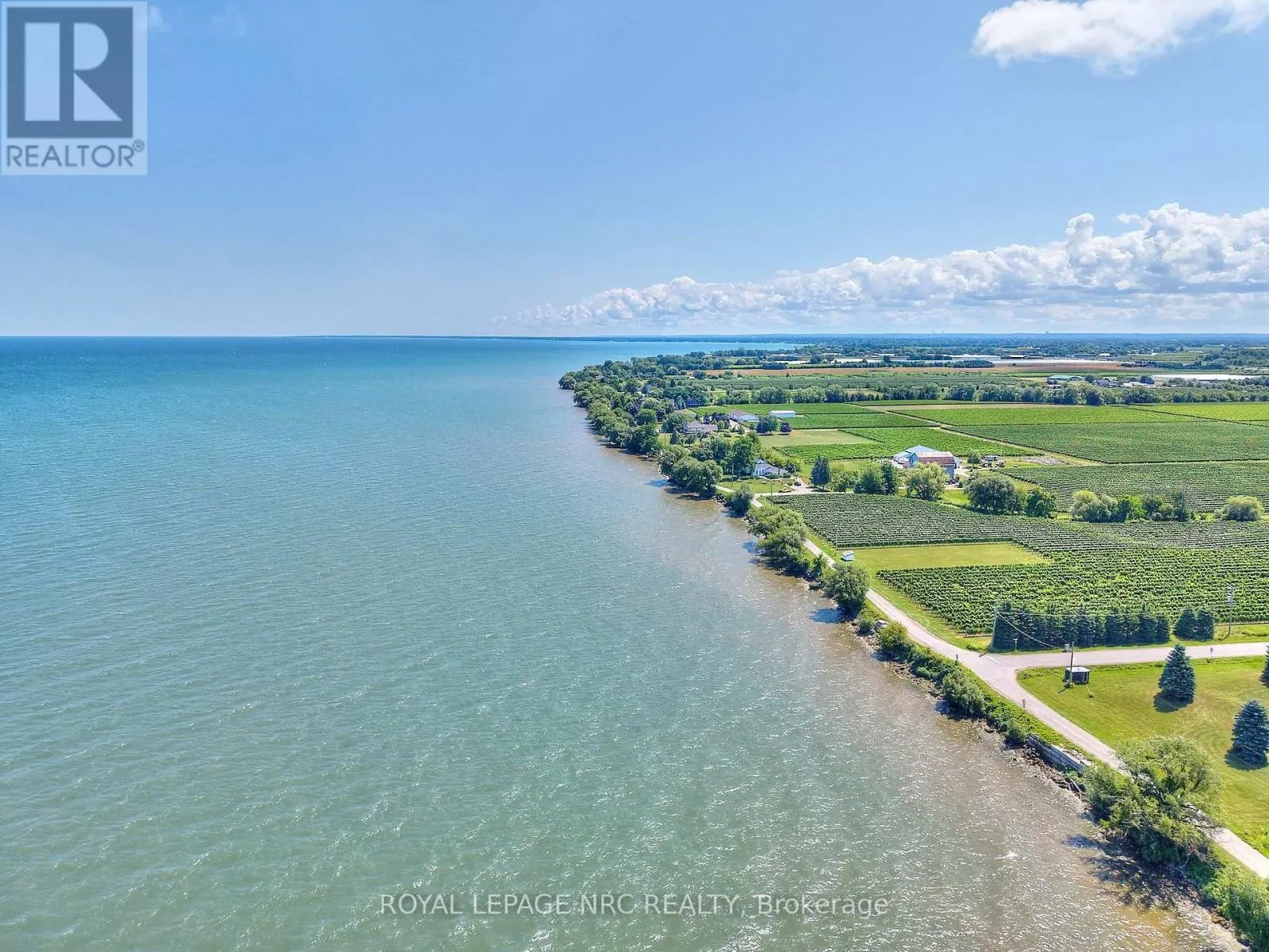 4040 LAKESHORE ROAD