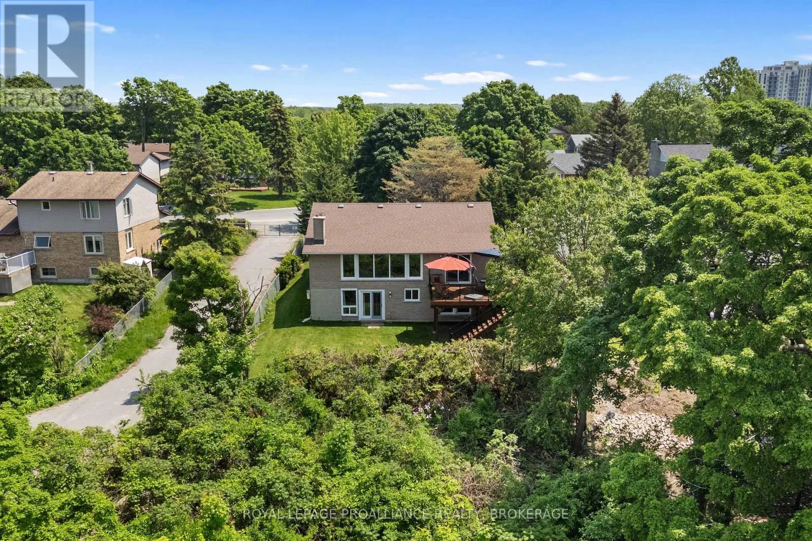 80 LIMERIDGE DRIVE