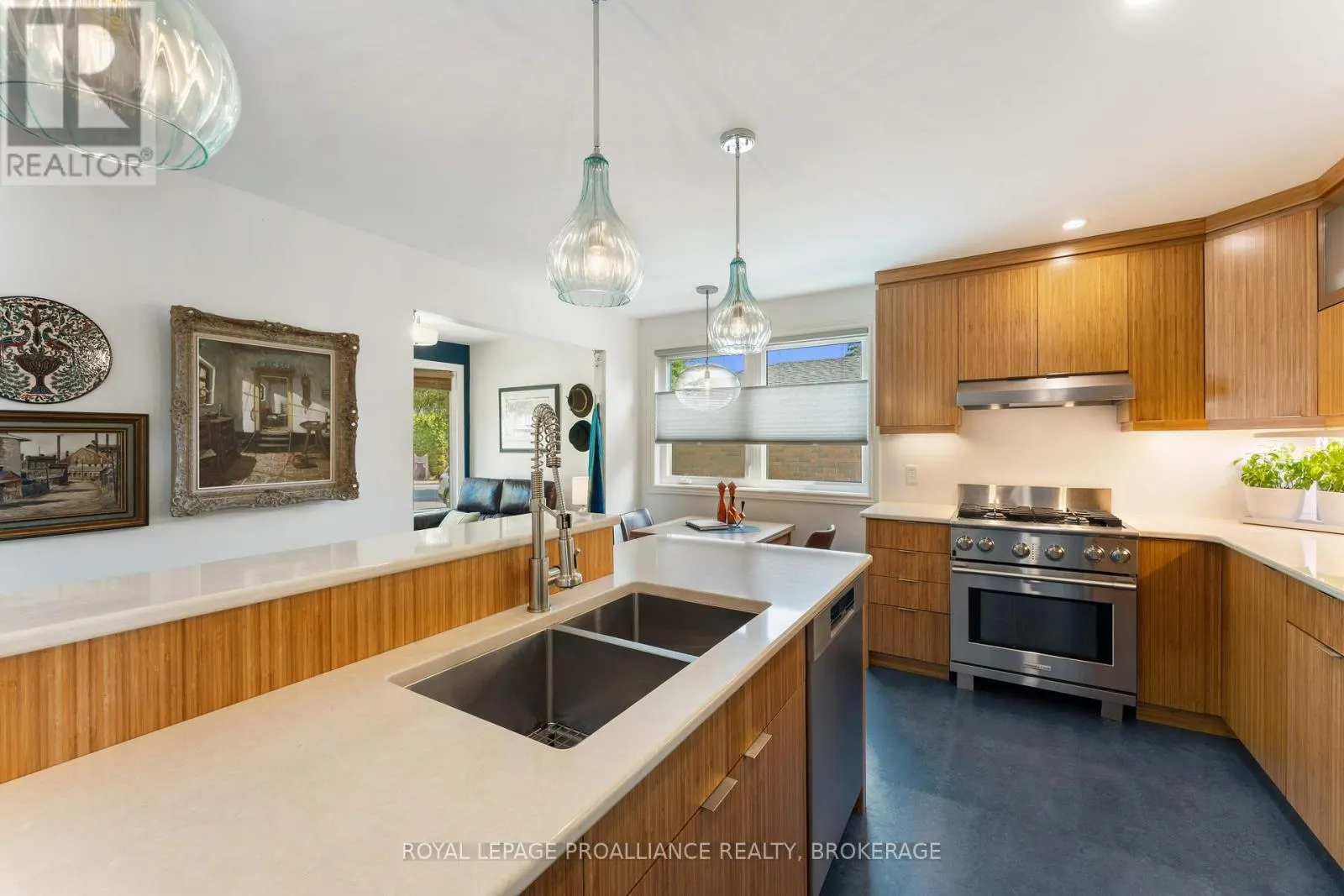 80 LIMERIDGE DRIVE