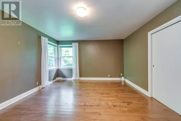 182 FORSYTH DRIVE