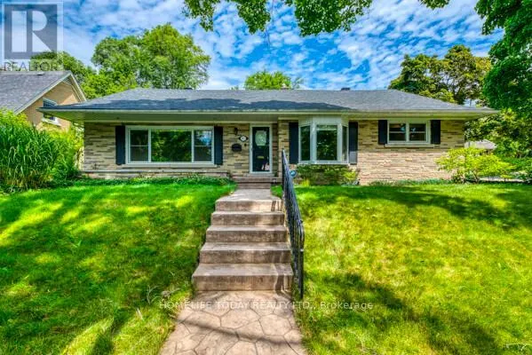 182 FORSYTH DRIVE