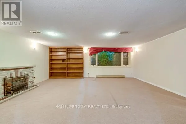 182 FORSYTH DRIVE