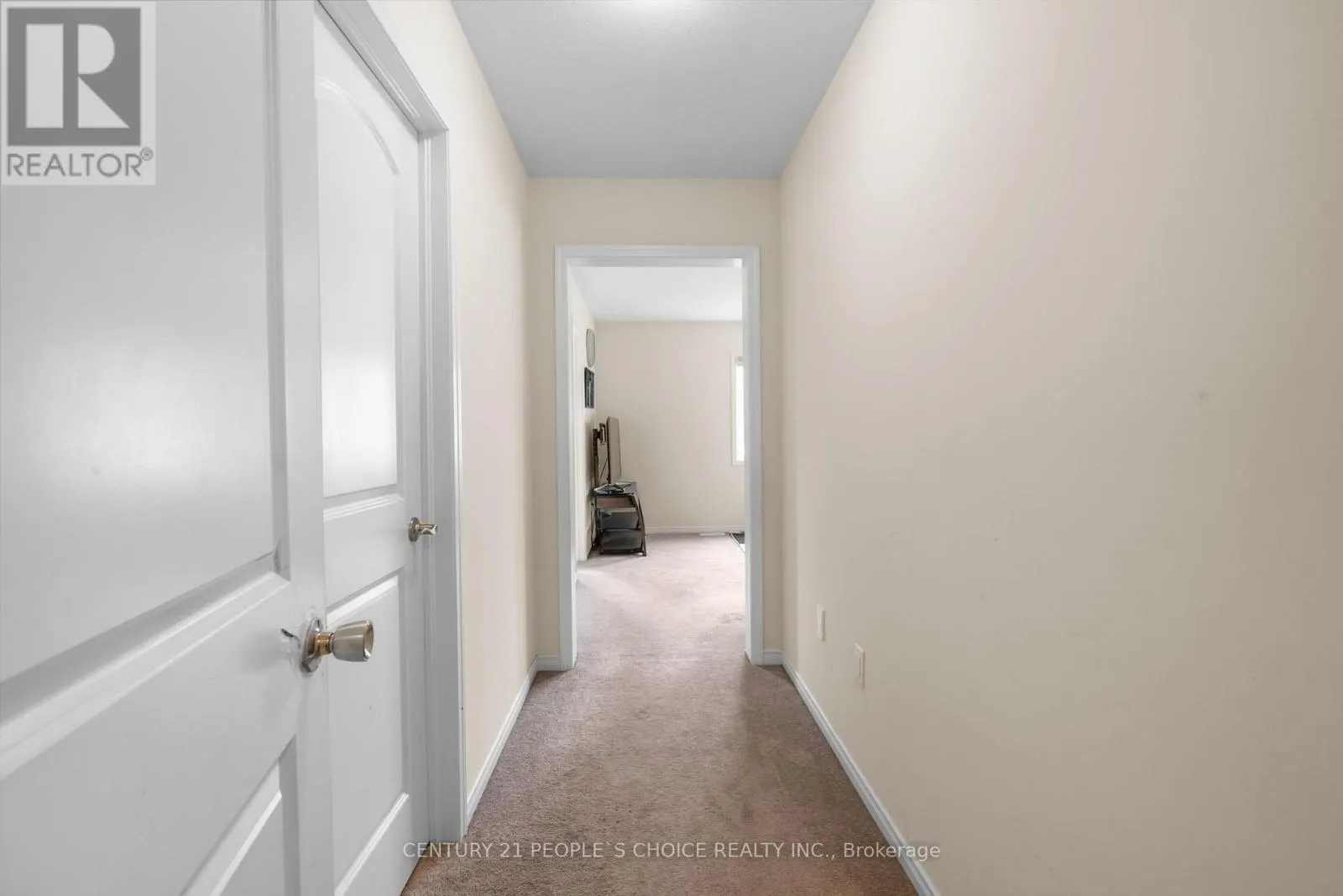 8670 CHICKORY TRAIL