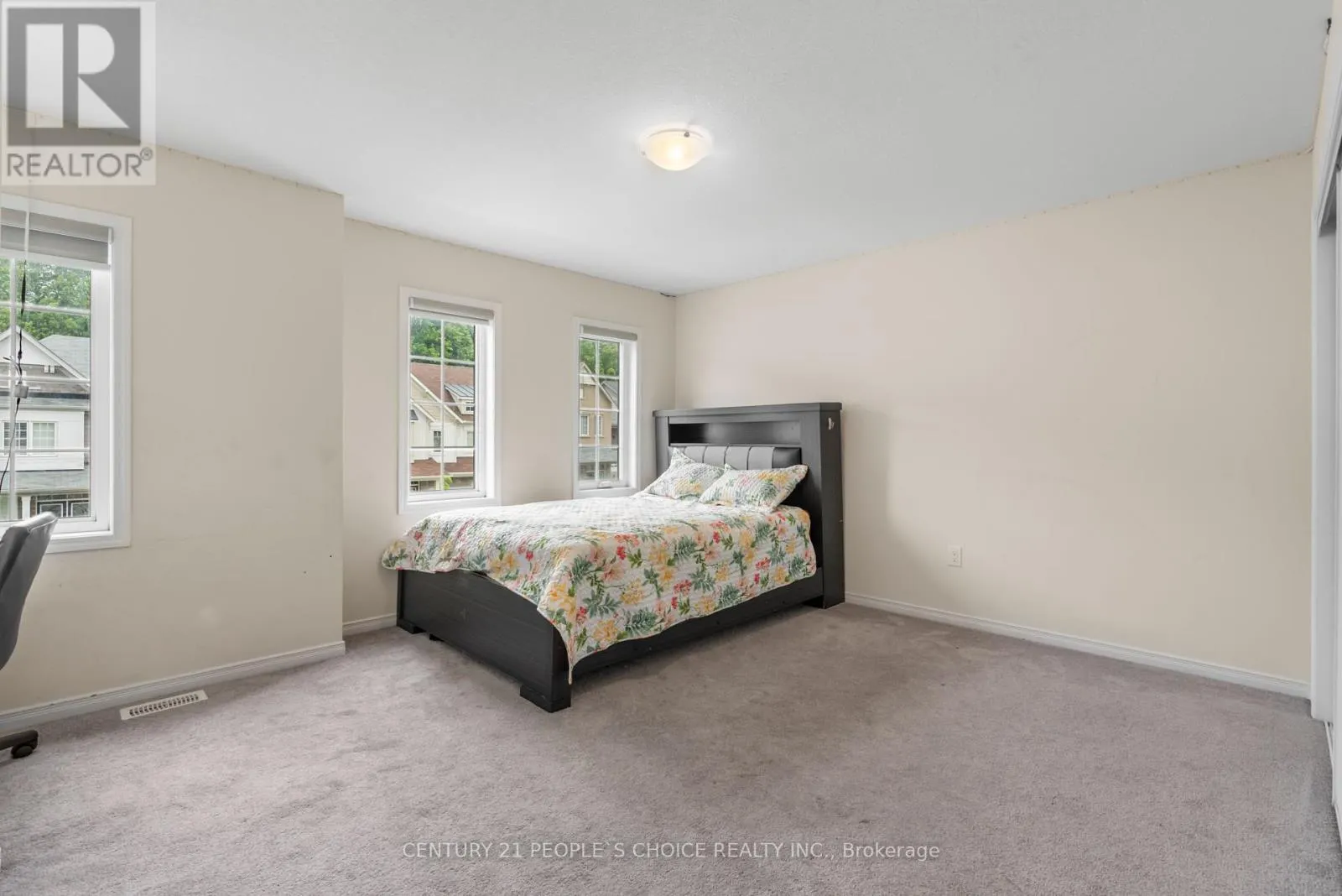 8670 CHICKORY TRAIL