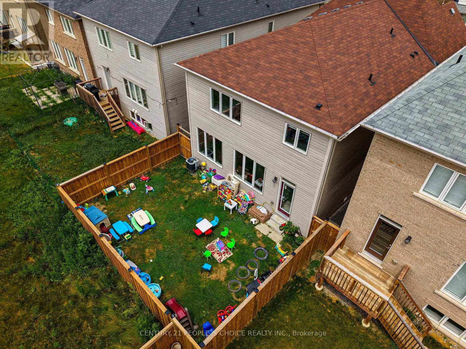8670 CHICKORY TRAIL
