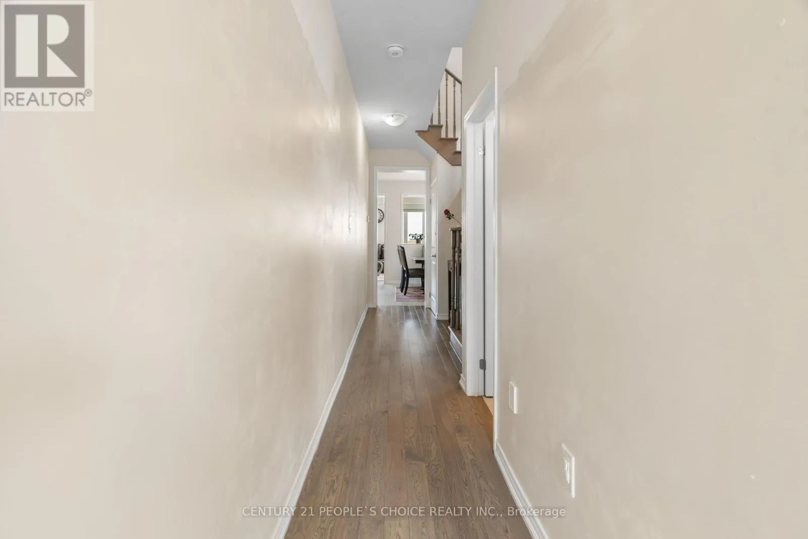 8670 CHICKORY TRAIL