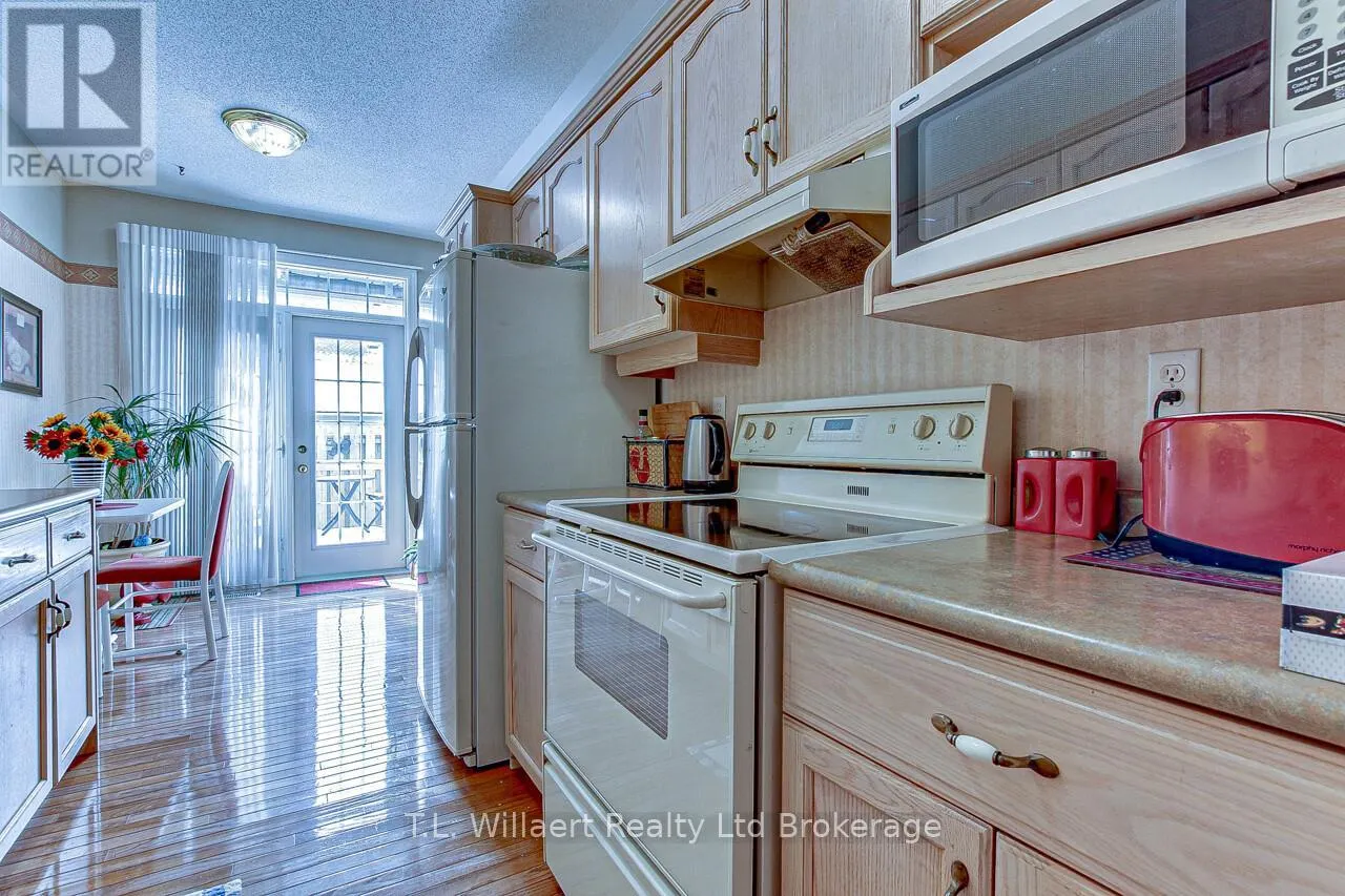 UNIT 4 - 7-105 KING STREET N, #Unit 4