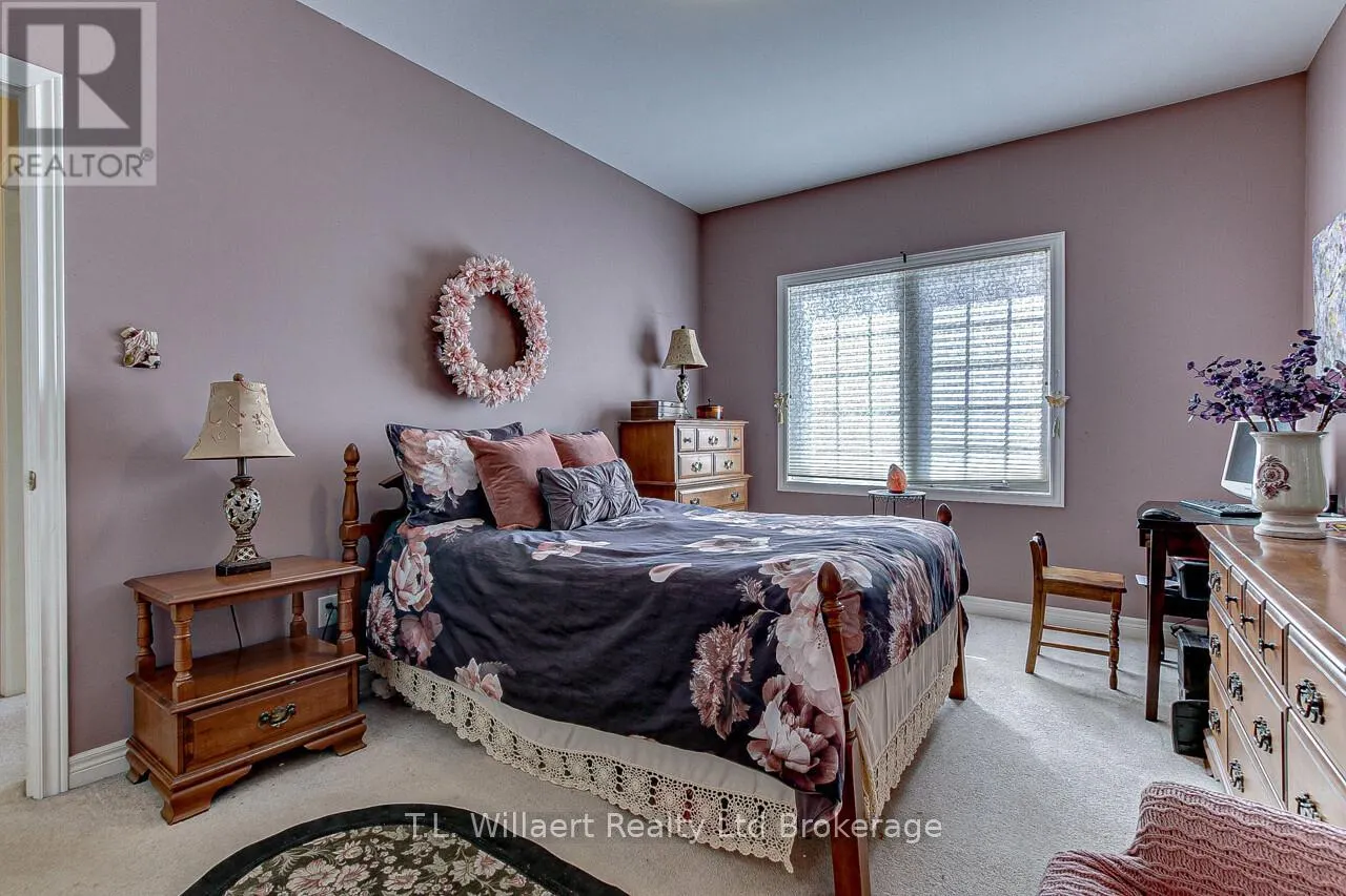 UNIT 4 - 7-105 KING STREET N, #Unit 4