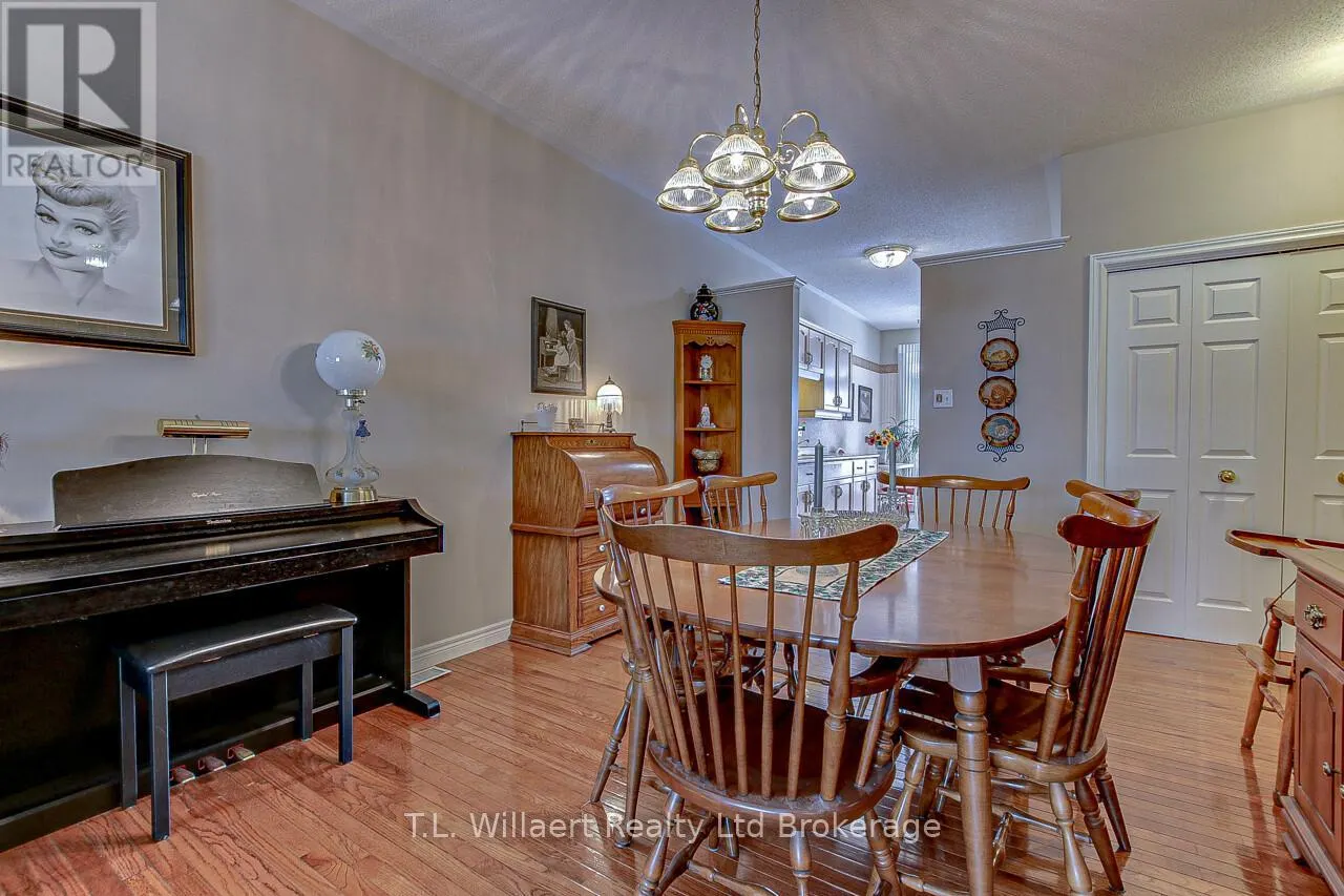 UNIT 4 - 7-105 KING STREET N, #Unit 4