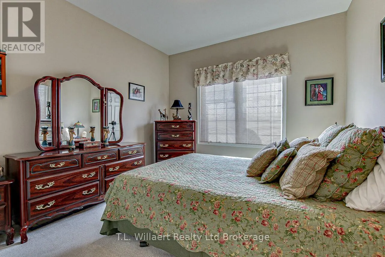 UNIT 4 - 7-105 KING STREET N, #Unit 4