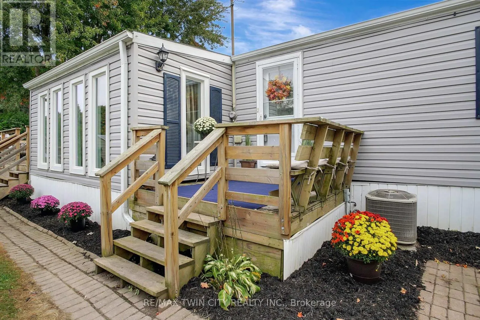 81 - 1294 8TH CONCESSION ROAD W