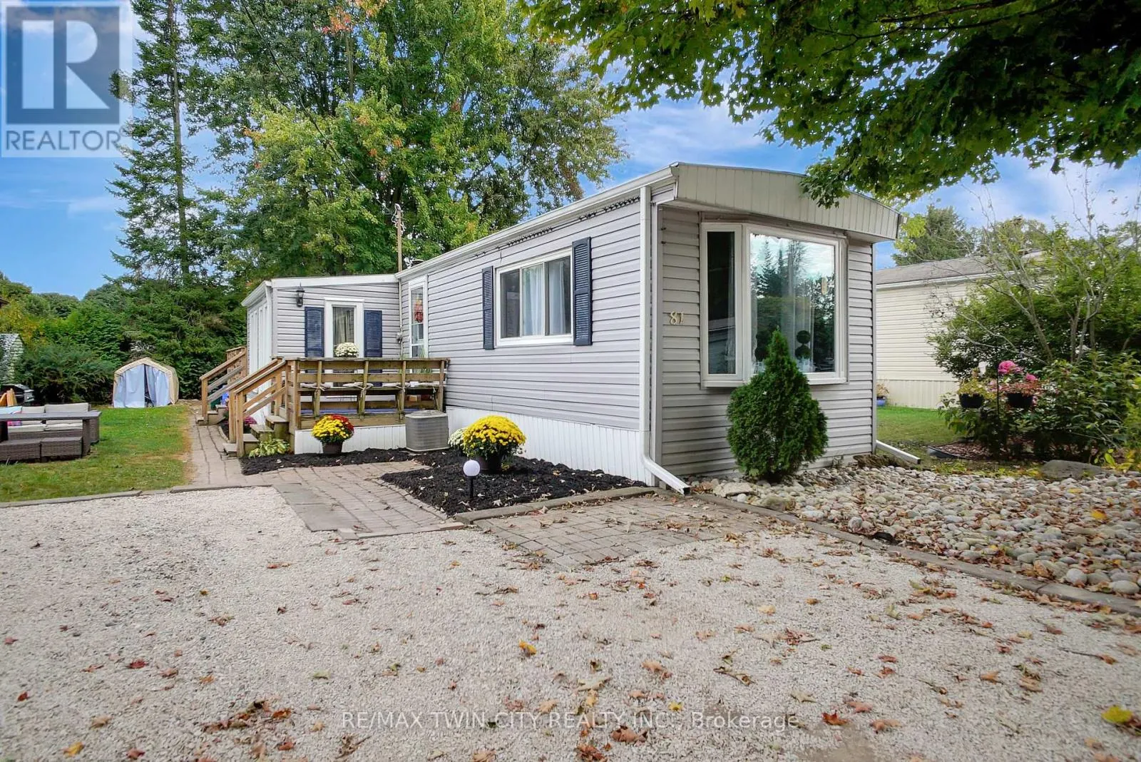 81 - 1294 8TH CONCESSION ROAD W