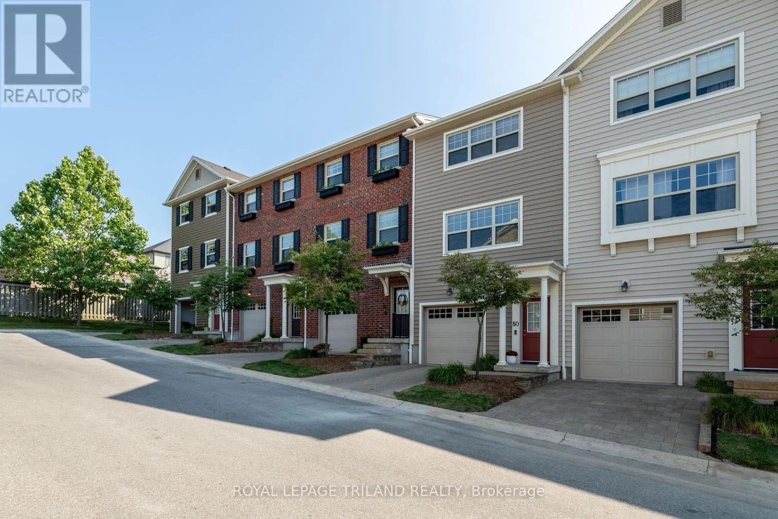 80 - 1850 BEAVERBROOK AVENUE, #80