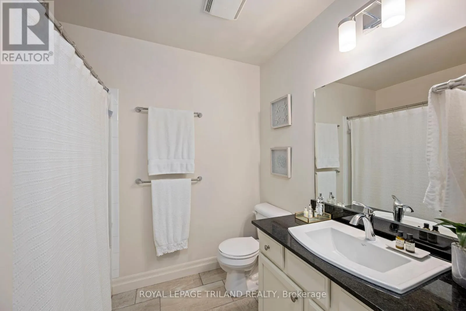 80 - 1850 BEAVERBROOK AVENUE, #80