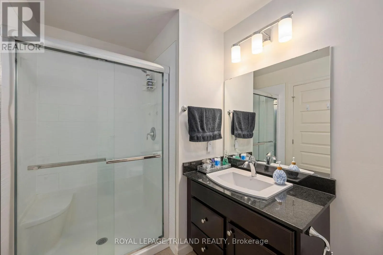 80 - 1850 BEAVERBROOK AVENUE, #80
