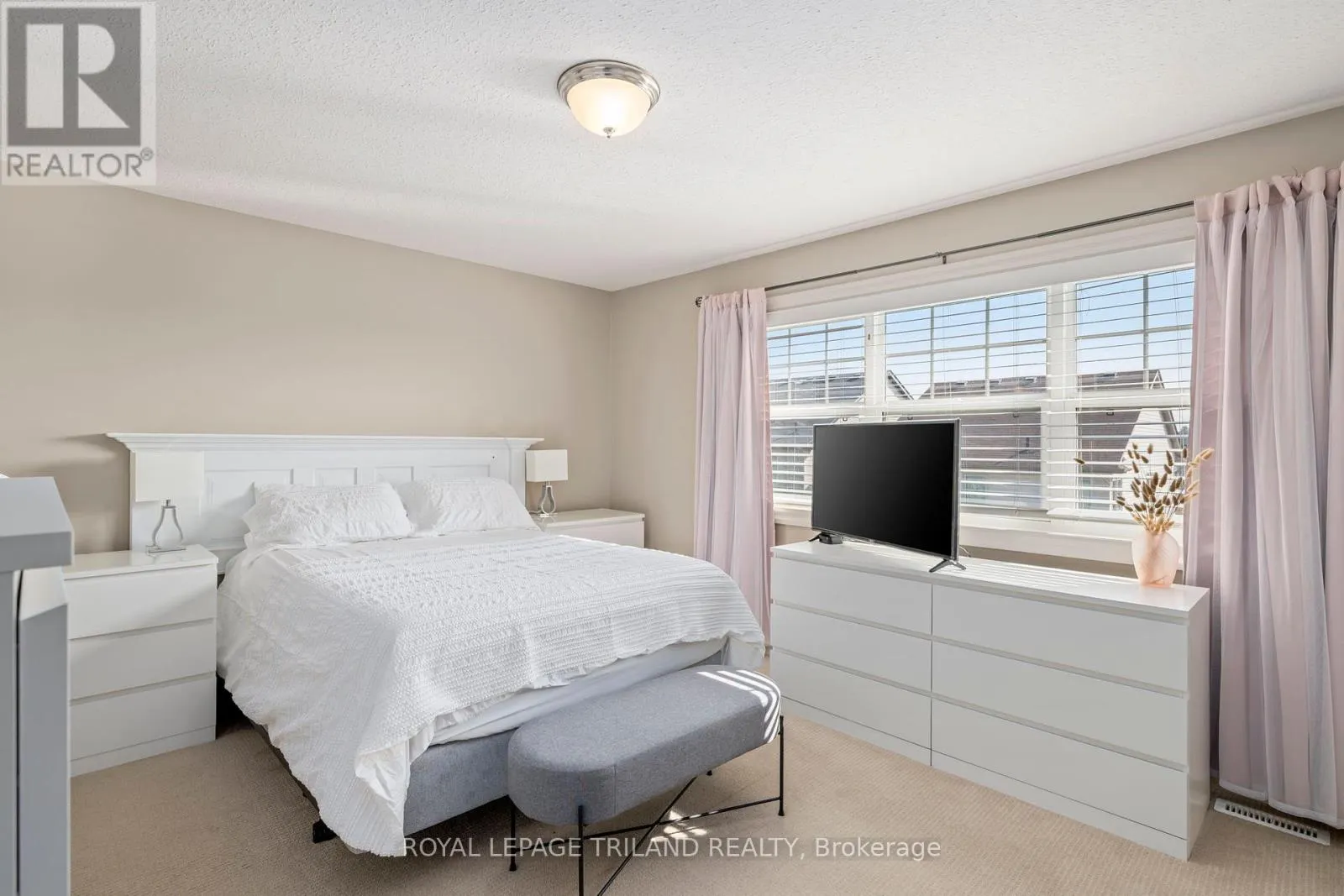 80 - 1850 BEAVERBROOK AVENUE, #80