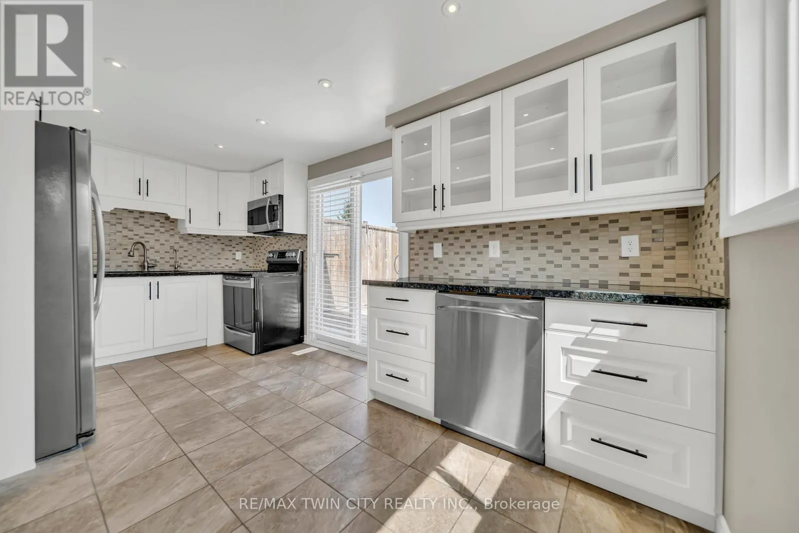 28 UXBRIDGE CRESCENT
