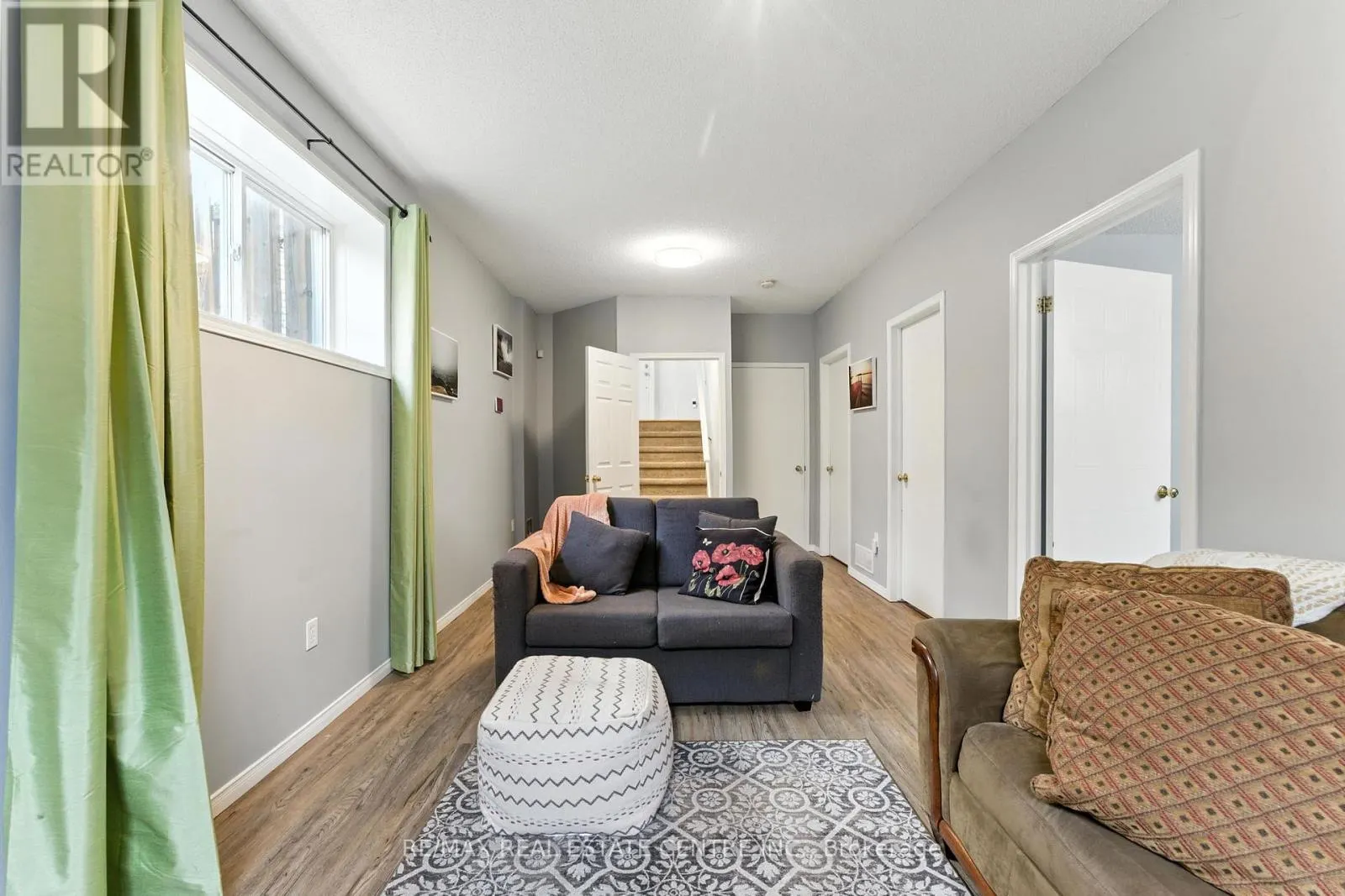 63 WAFFLER CRESCENT
