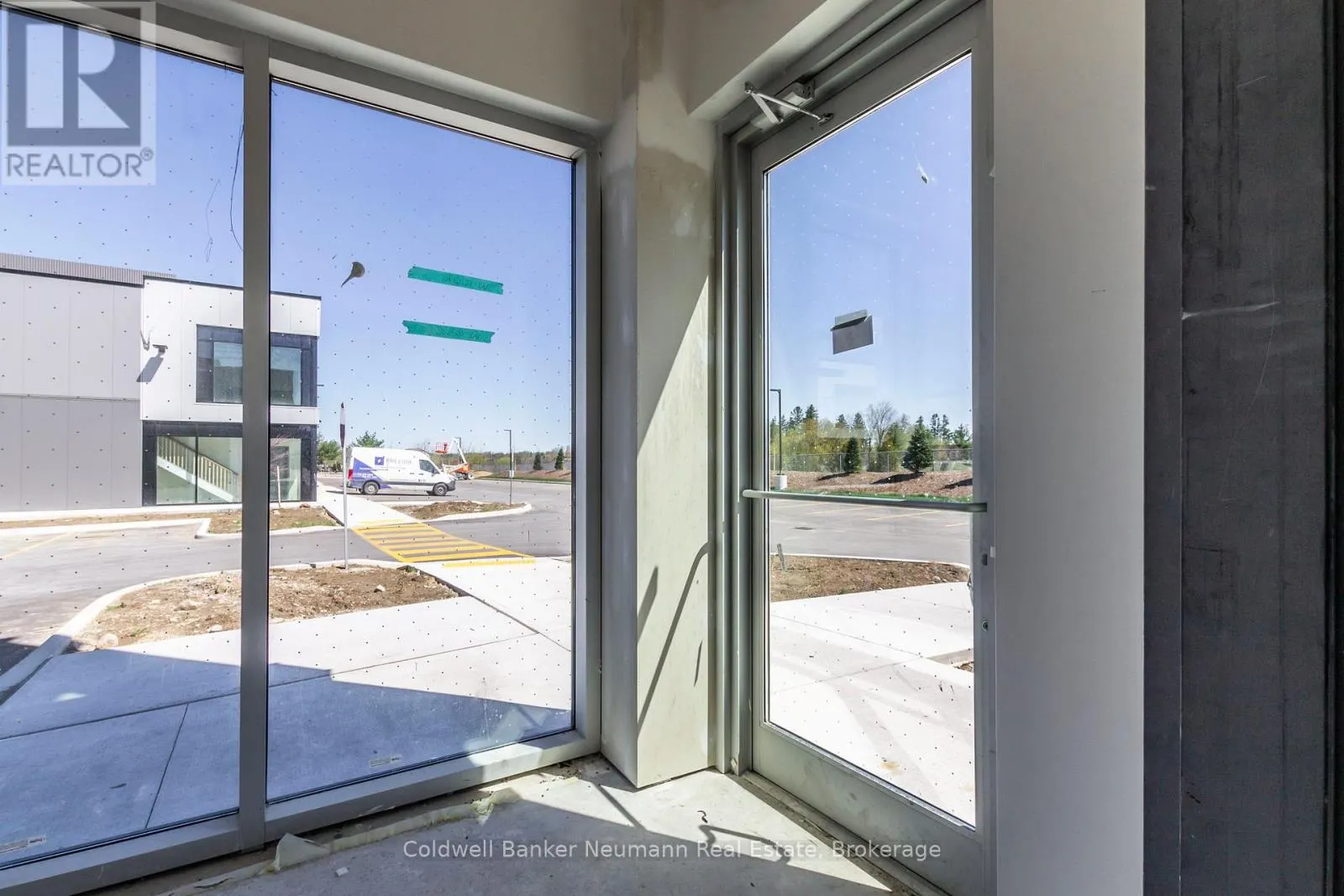 23 - 587 HANLON CREEK BOULEVARD, #23
