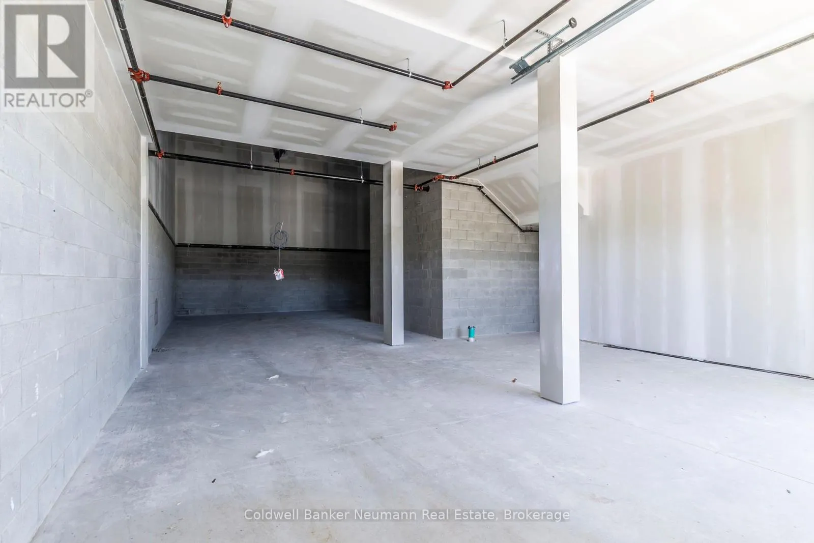 23 - 587 HANLON CREEK BOULEVARD, #23