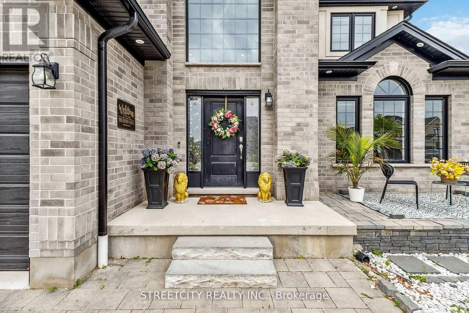 53 ARROWWOOD PATH