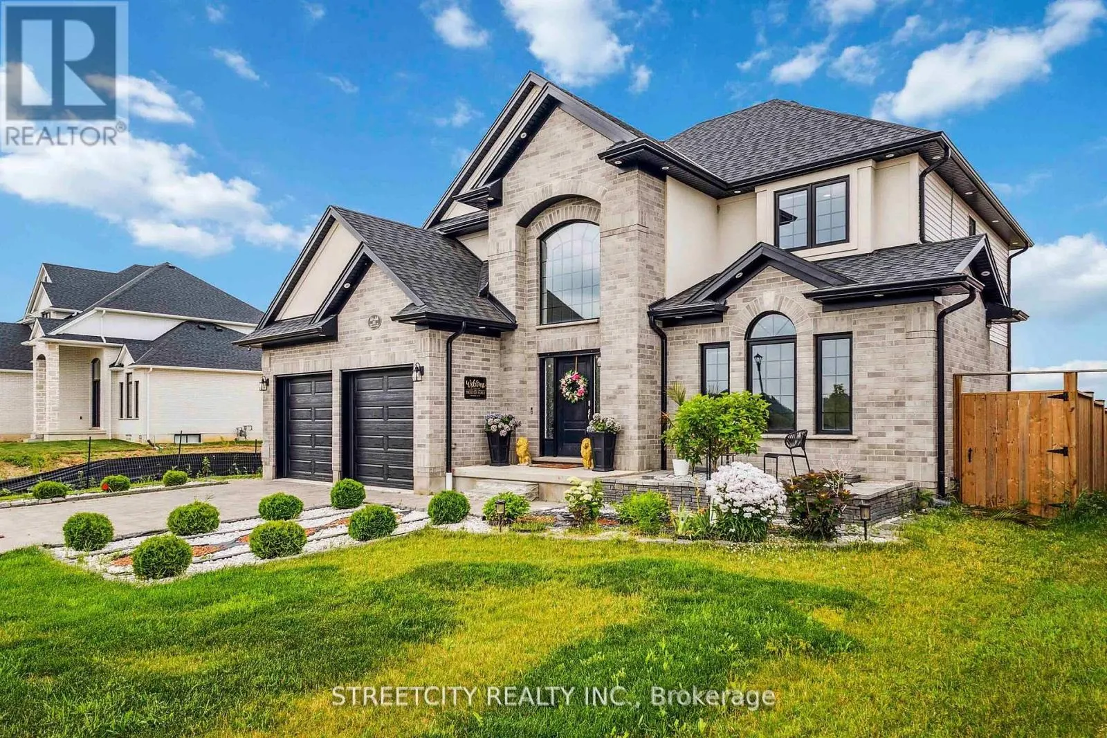 53 ARROWWOOD PATH
