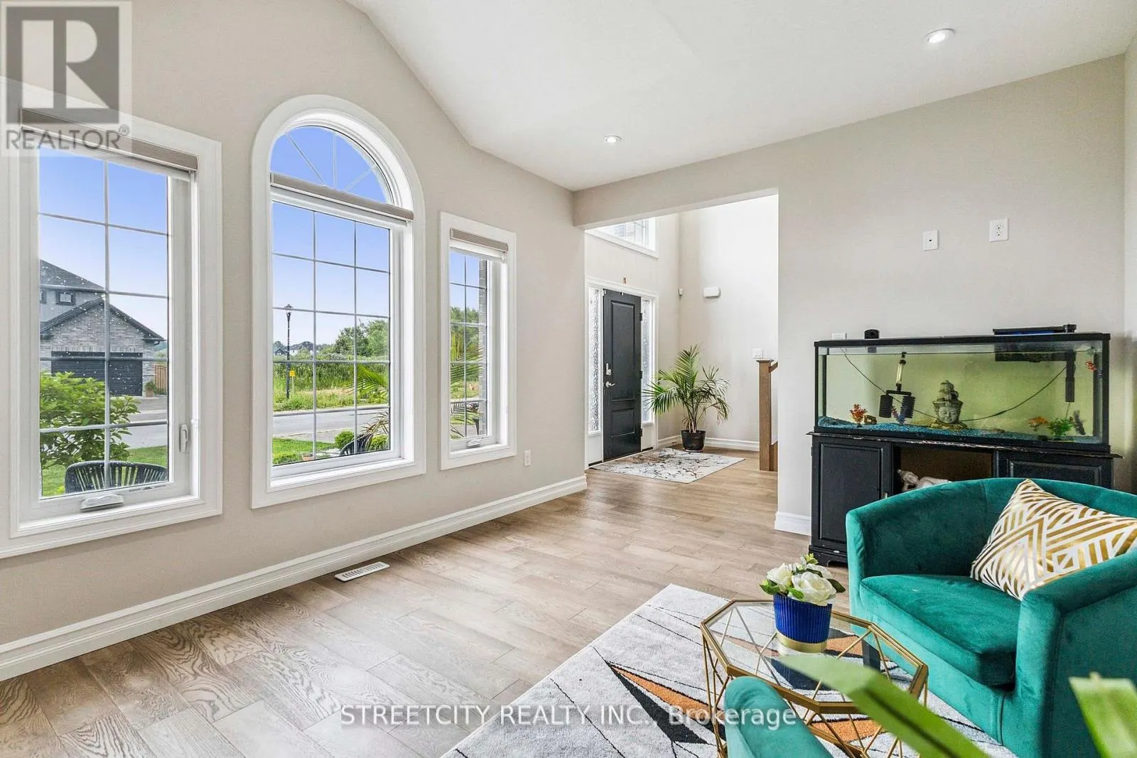 53 ARROWWOOD PATH