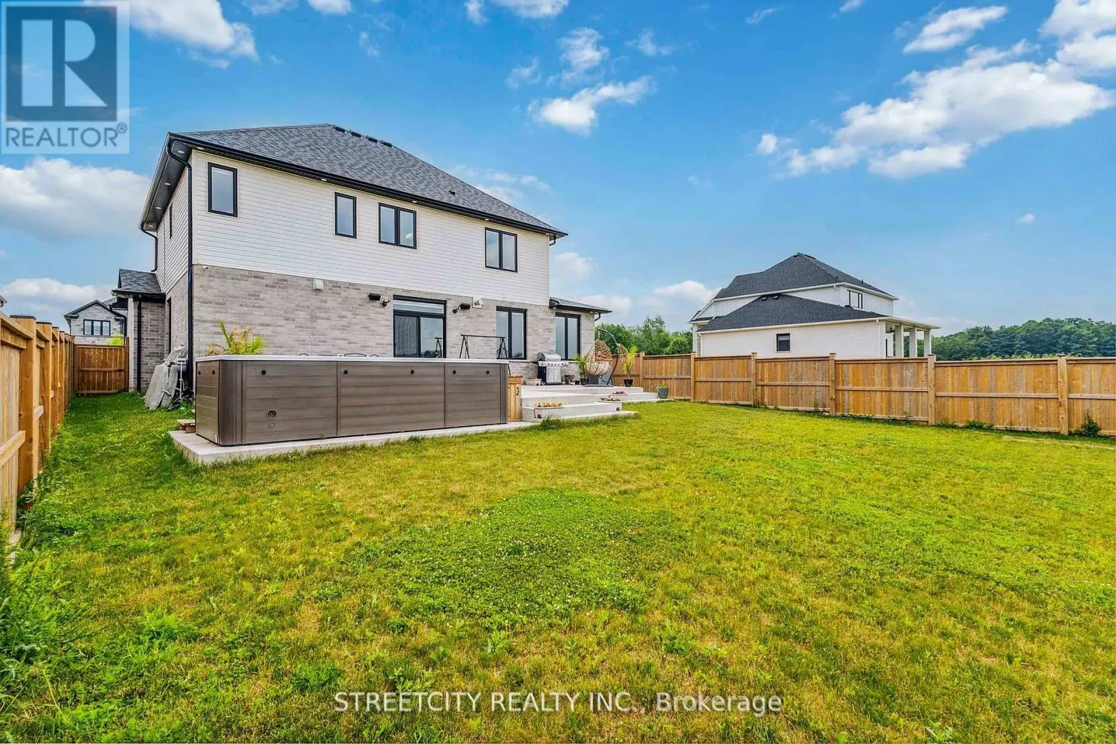 53 ARROWWOOD PATH