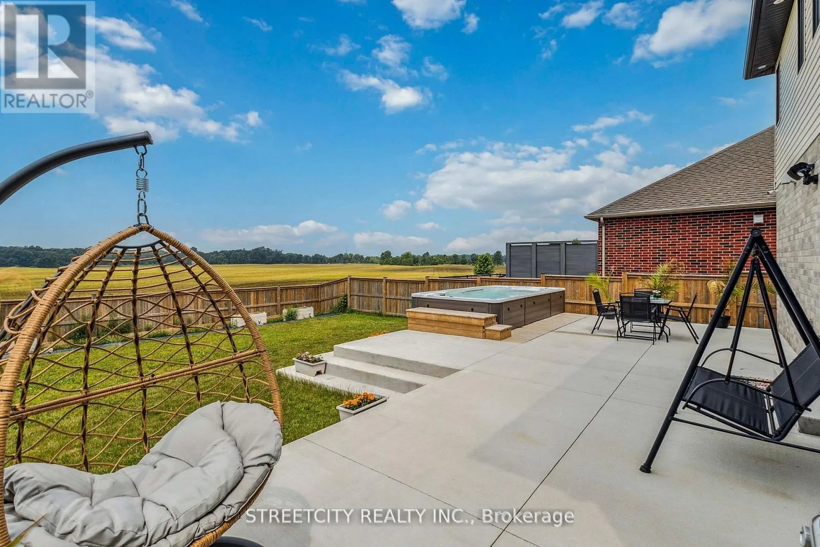 53 ARROWWOOD PATH