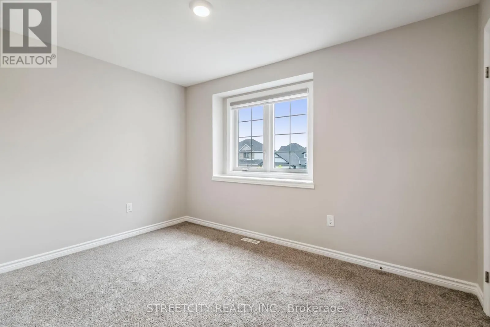 53 ARROWWOOD PATH
