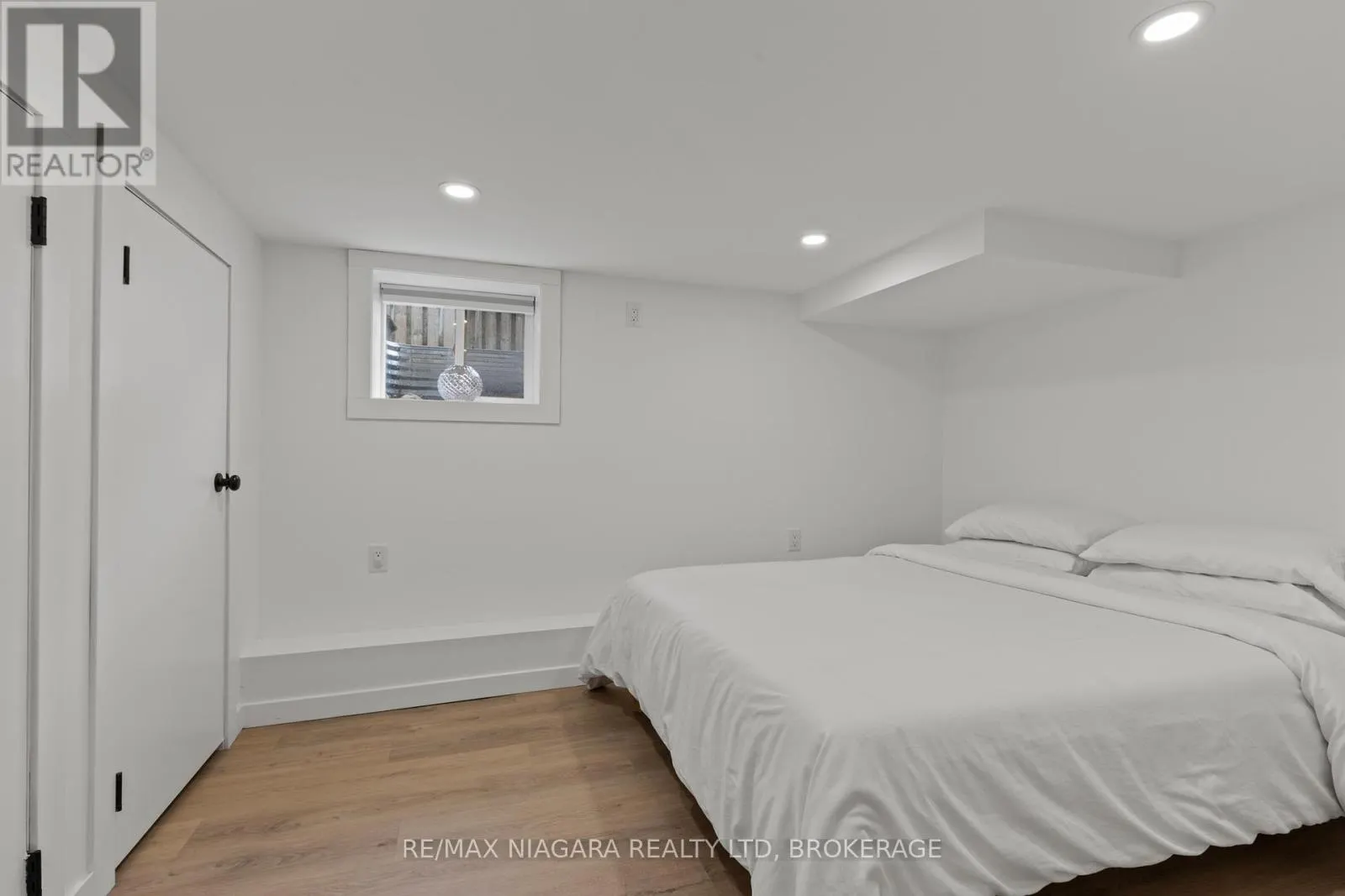 9 SHELLEY AVENUE
