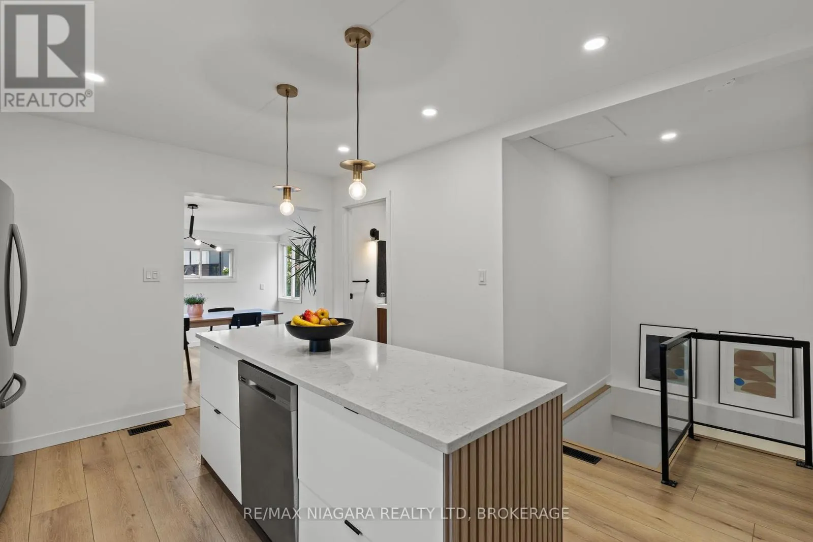 9 SHELLEY AVENUE