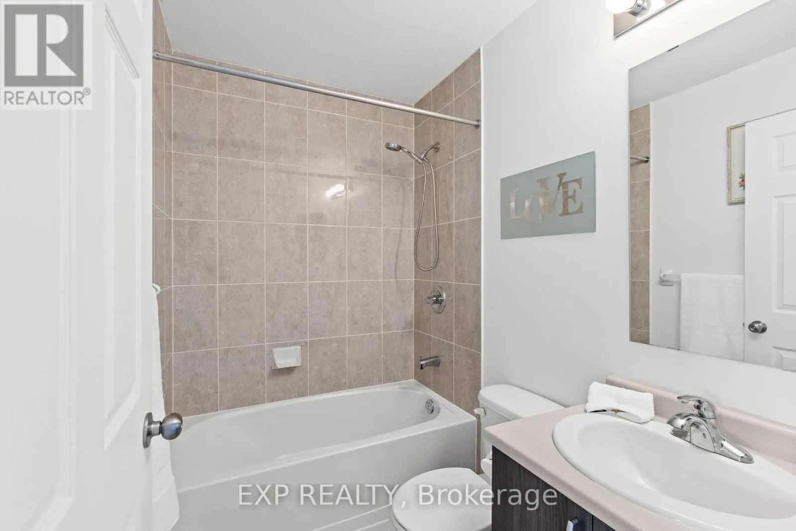 517 SIMRAN PRIVATE