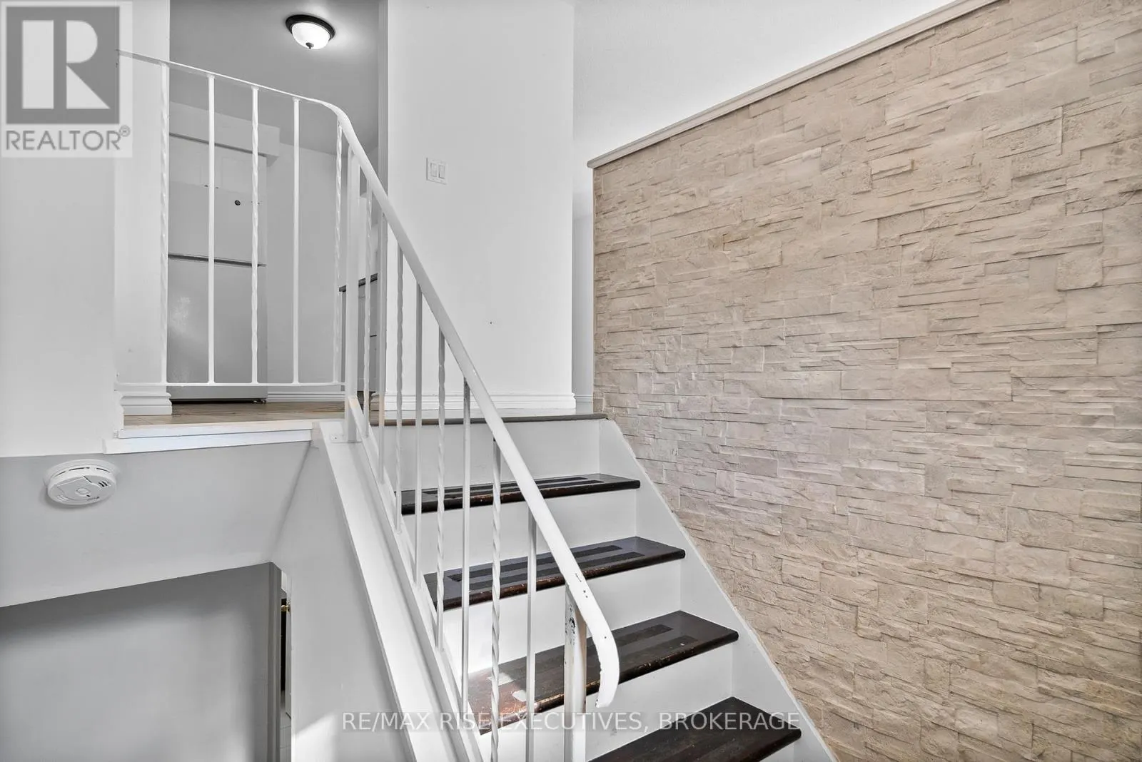 508 GRANDTRUNK AVENUE