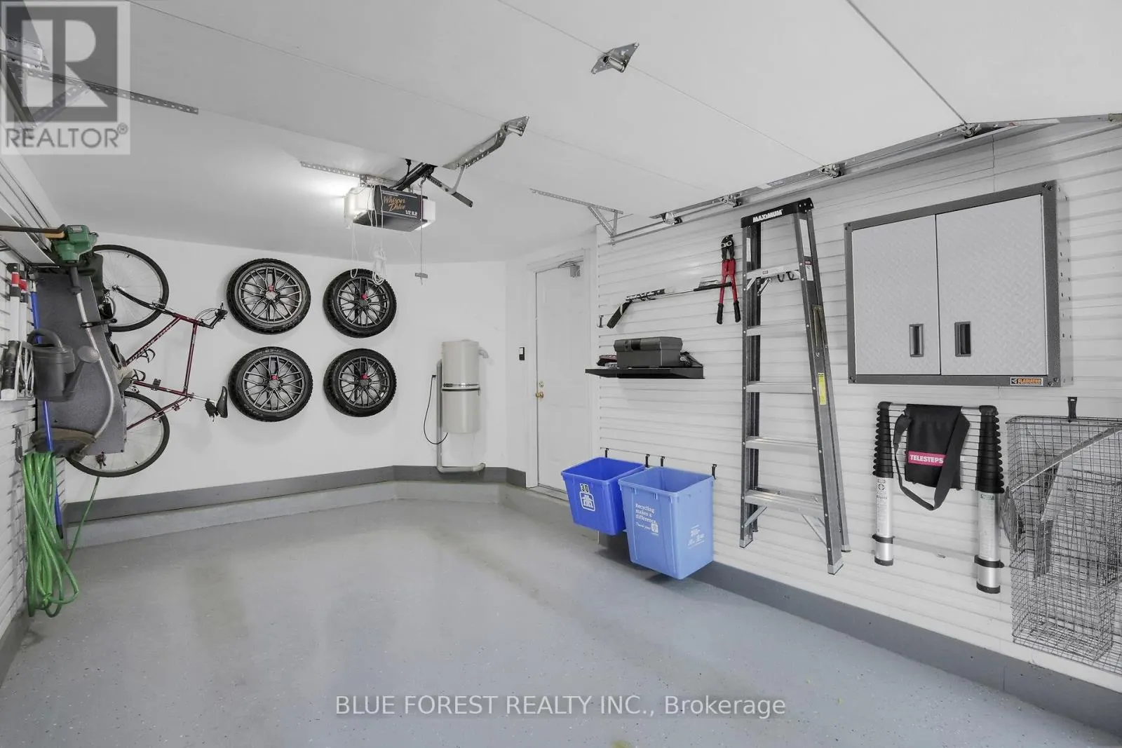 30 - 1399 COMMISSIONERS ROAD W, #30