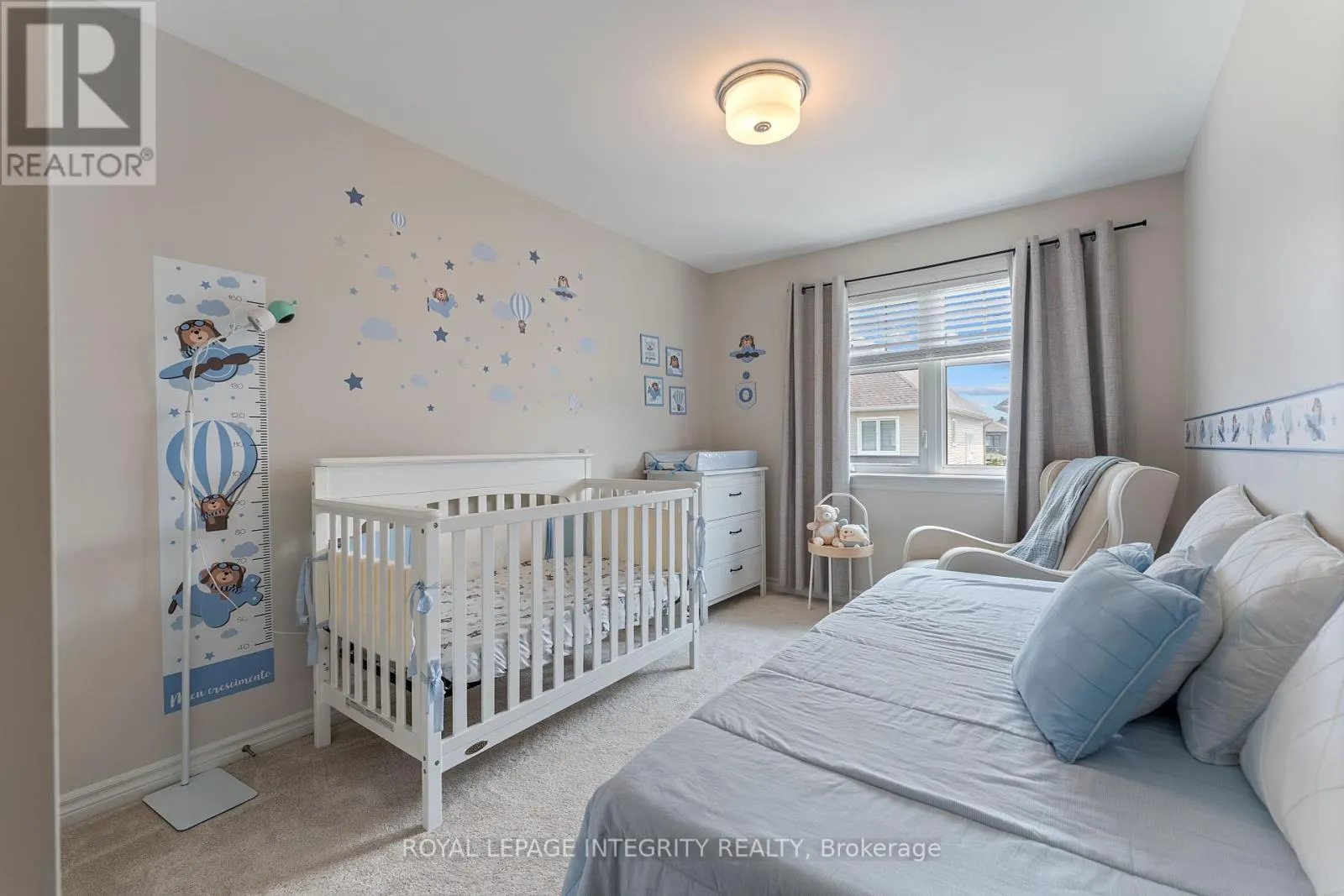 820 CLAPHAM TERRACE