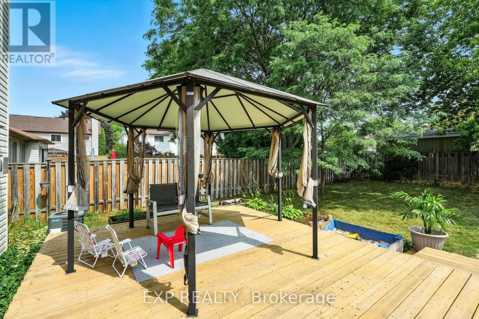 848 CHIPPING PARK BOULEVARD