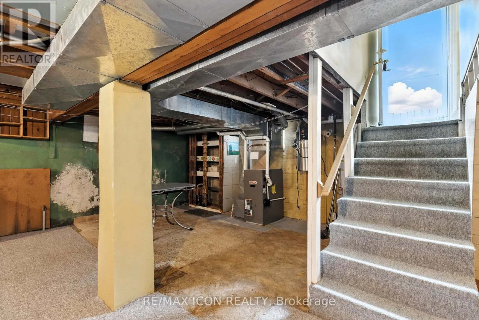 35 GRENVILLE AVENUE