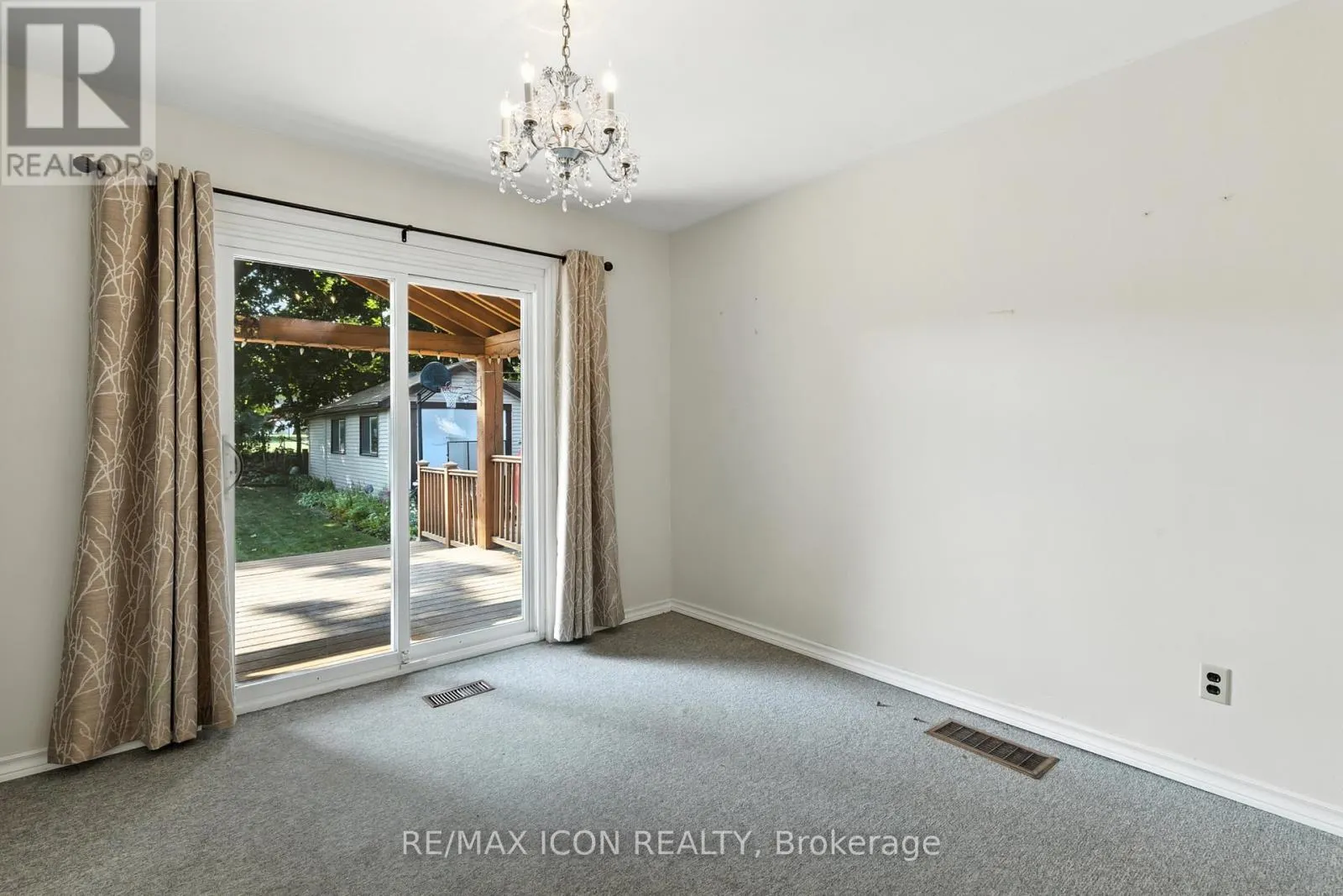 35 GRENVILLE AVENUE