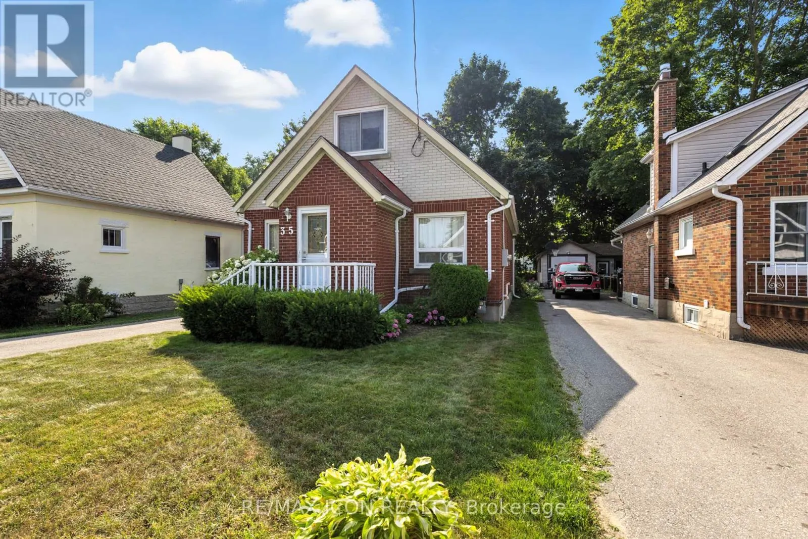 35 GRENVILLE AVENUE